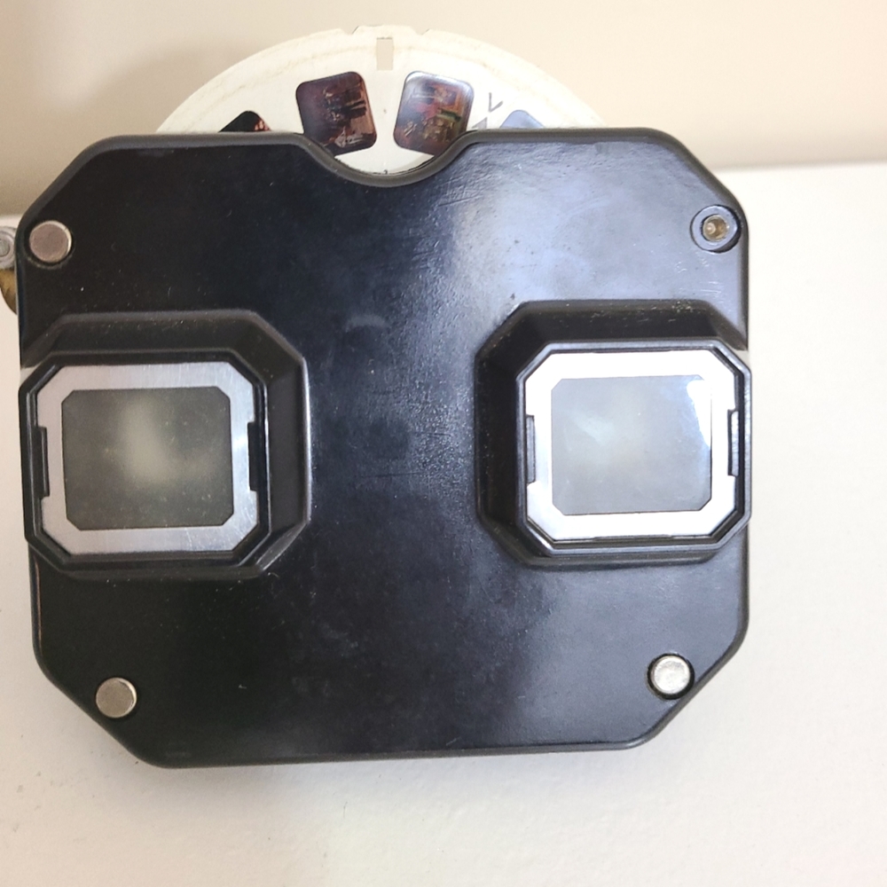 Sawyers View-Master 3D Viewer Bakelite Black 1950s Stereoscope master view with